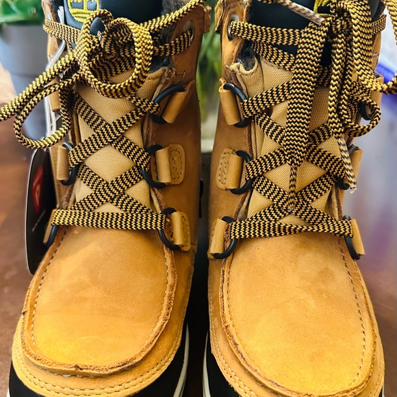 NWT Timberland Boots size 13 Youth - Picture 3 of 7